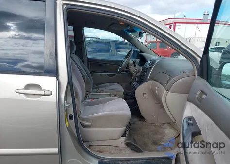 2006 Toyota Sienna Le z USA, uszkodzony, nr VIN 5TDZA23C86S519924